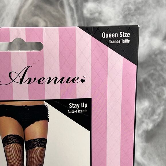 Leg Avenue Queen Size Black Fishnets Style 9122Q Halloween Costume Silicone Lace - Picture 4 of 11